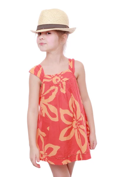 Fille en robe d'été et chapeau de paille — Photo