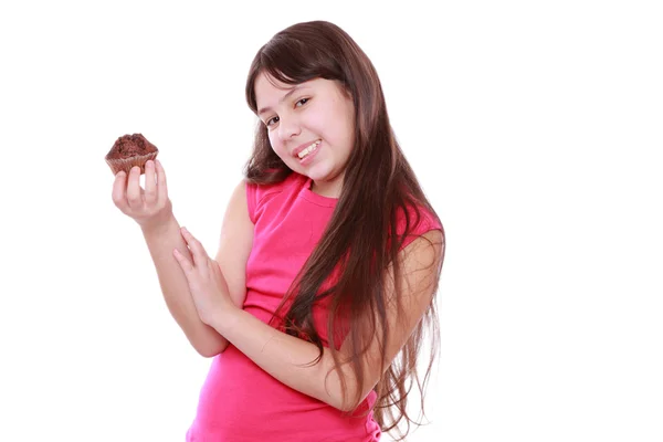 Menina segurando cupcake — Fotografia de Stock