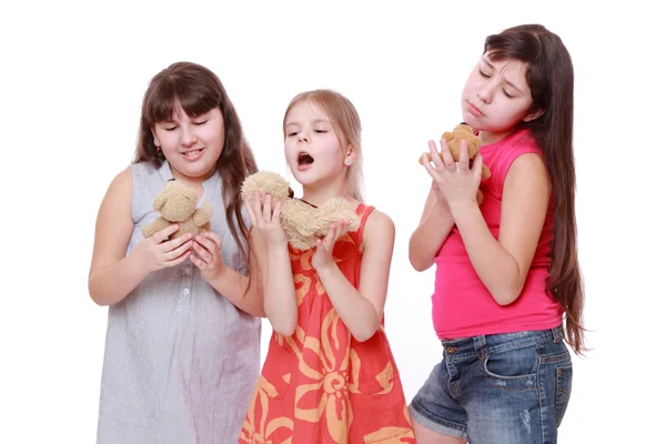 Bastante Sonriente Niñas Sosteniendo Juguete Oso — Foto de Stock