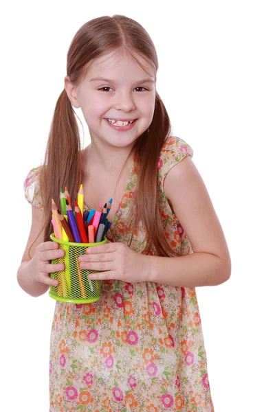 Meisje met kleurrijke potloden — Stockfoto