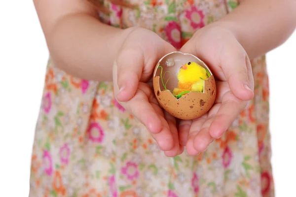 Fille avec oeuf de Pâques rouge — Photo