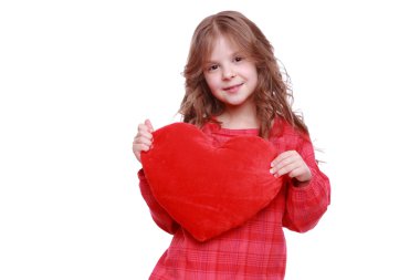 Kız büyük oyuncak kalp sarılma