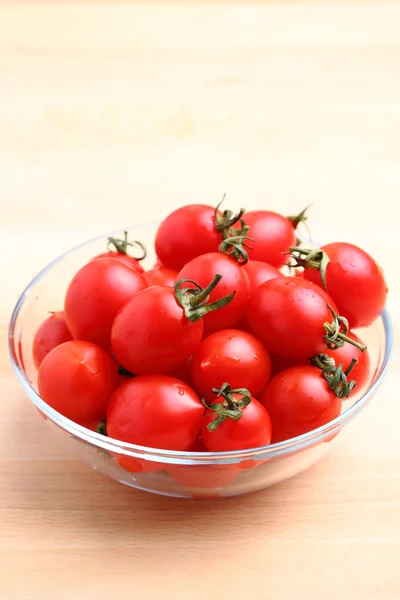 Cherry rajčata v misce — Stock fotografie