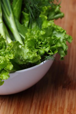 Beyaz kase yararlı otlar