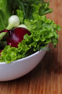 marul, dereotu ve pancar ile taze yeşillik