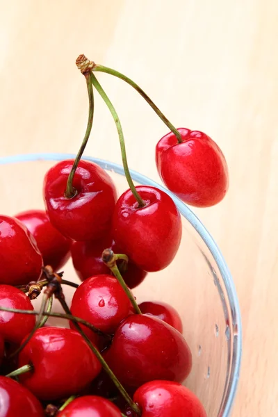 Ripe red cherries — Stock Photo, Image