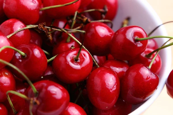 Cerezas Rojas Maduras Frescas Tazón — Foto de Stock