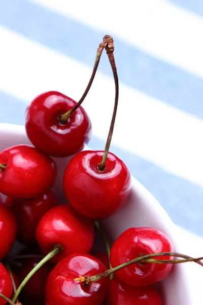 Bayas Rojas Cereza Del Verano —  Fotos de Stock