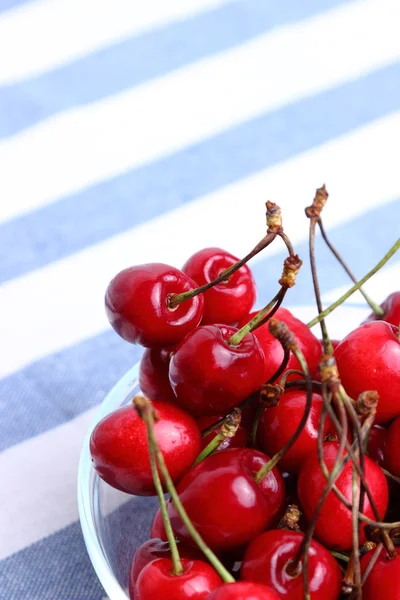 Bowl Fresh Delicious Red Cherries — Stock Photo, Image