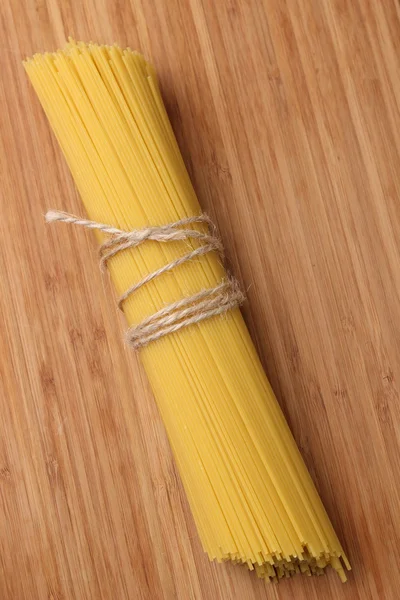 Спагетті пов'язаний стрічкою — стокове фото