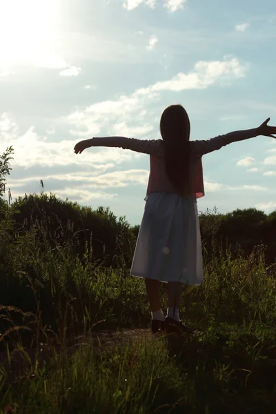 Silhouette bambina — Foto Stock