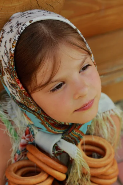 Russisches kleines Mädchen — Stockfoto