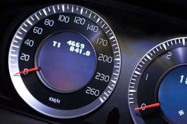 modern otomobil dashboard