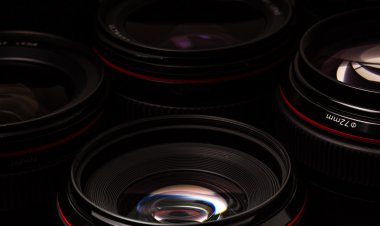 yansımaları ile modern kamera lensler