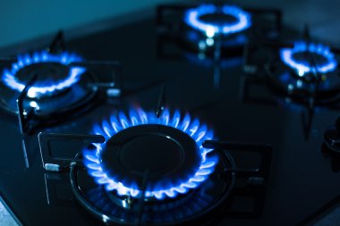 Gaz sobası alevleri