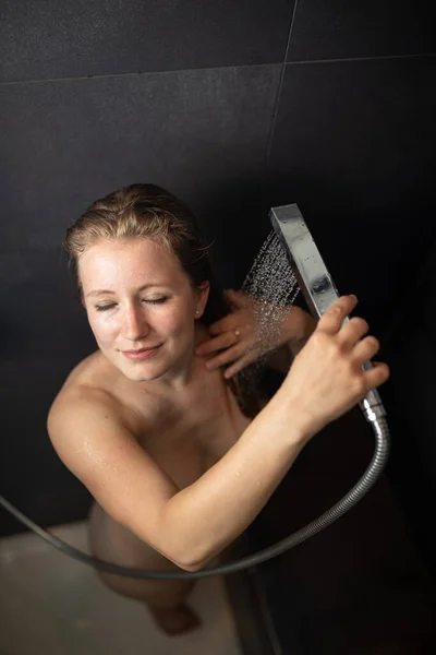 Pretty Young Woman Taking Long Hot Shower Modern Bathroom — Stock Photo, Image