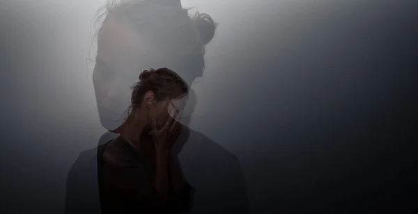 Depressieve Angstige Jonge Vrouw Die Lijdt Aan Psychische Stoornissen Ziekte — Stockfoto