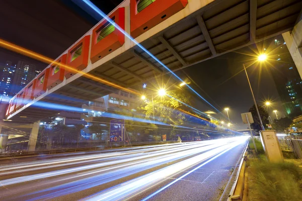 Traffic in city at night — Stock Photo, Image