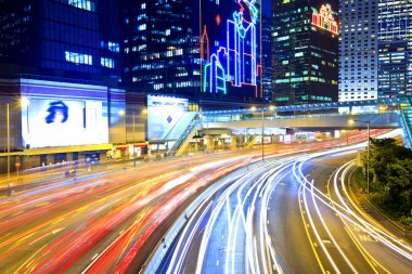 gece dramatik trafik-hong Kong