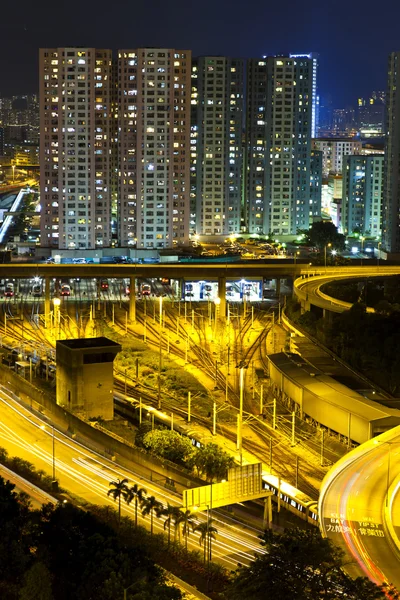 夜に香港中の繁華街 — ストック写真