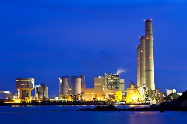 gece sigara endüstriyel enerji santrali
