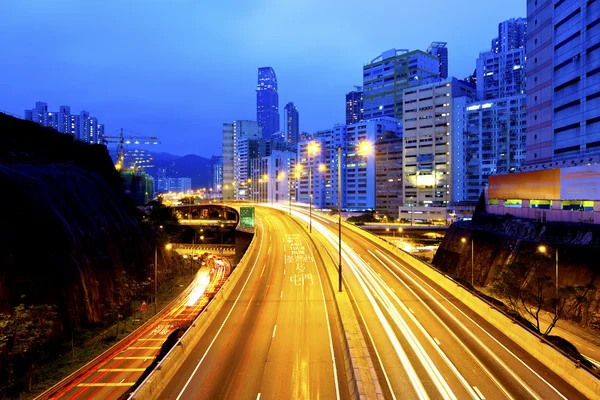 Urban road with light trails in Hong Kong — Stock Photo, Image