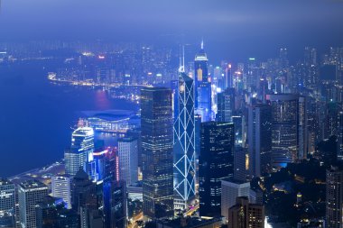 Hong kong gökdelenler, gece