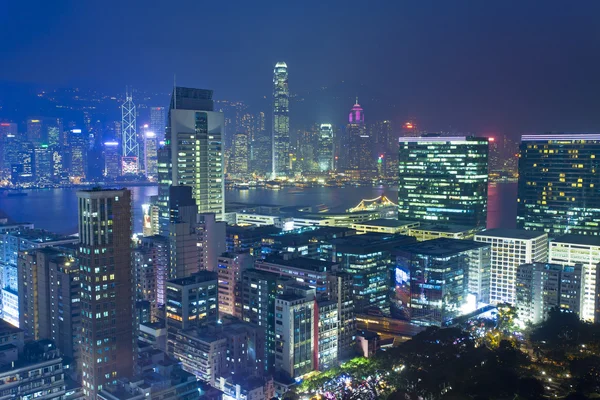 Hong kong moderne stad bij nacht — Stockfoto