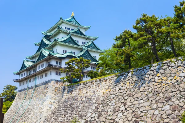 1 日に日本の名古屋城 — ストック写真