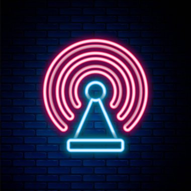 Parlayan neon hattı Radar simgesi tuğla duvar arka planında izole edildi. Arama sistemi. Uydu sinyali. Renkli taslak konsepti. Vektör