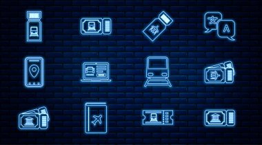 Set hattı müze bileti, havayolu, çevrimiçi araba paylaşımı, şehir haritası, tren ve ikon bilgileri. Vektör