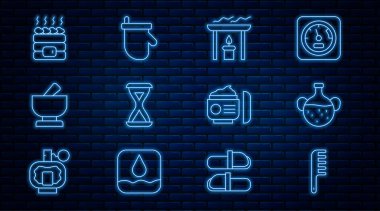 Saç fırçası, temel yağ şişesi, Aroma mumu, Sauna kum saati, havan topu, sıcak sauna taşı, krem losyon kozmetik tüp ve eldiven ikonu. Vektör