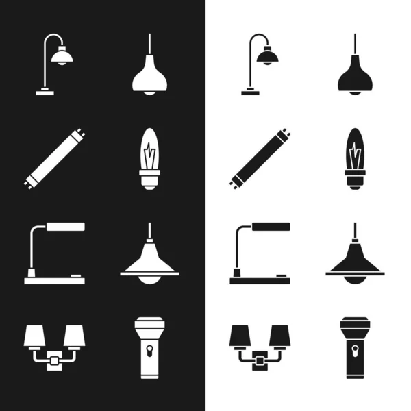 Ampul, flüoresan lamba, zemin, lamba asılı, masa, avize, el feneri ve duvar lamba ikonu. Vektör — Stok Vektör