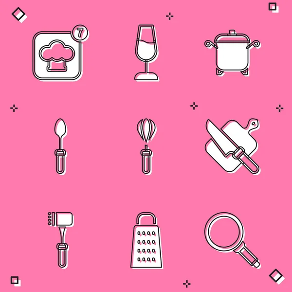 Set Chef hat, copa de vino, olla de cocina, cucharadita, batidor de cocina, tabla de cortar y cuchillo, martillo y rallador icono. Vector — Vector de stock