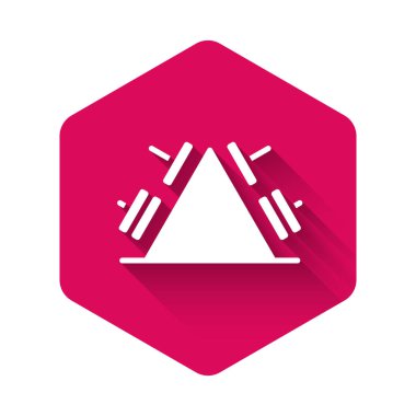 Halter simgesi için ağırlıkları uzun gölge arkaplanı olan beyaz metal askı. Vücut geliştirme, fitness, spor, sağlıklı yaşam tarzı konsepti. Pembe altıgen düğmesi. Vektör