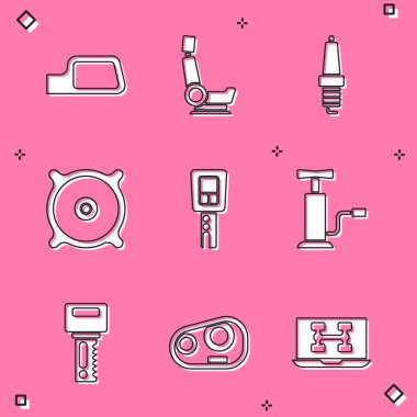 Arabanın aynasını, koltuğunu, bujiyi, ses hoparlörünü uzaktan kumandalı anahtarı, hava pompasını ve far ikonunu ayarla. Vektör