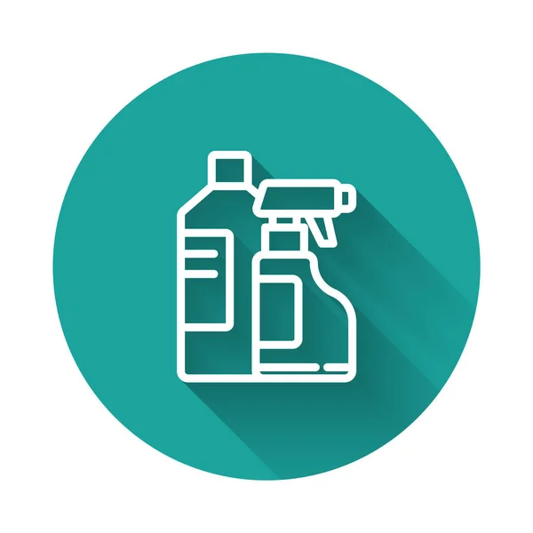 Biała linia Plastikowe butelki do prania detergentu, wybielacza, płynu do zmywania naczyń lub innej ikony środka czyszczącego izolowane z długim cieniem. Zielony przycisk koła. Ilustracja wektora — Wektor stockowy