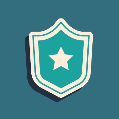 Yeşil Polis rozet simgesi yeşil arka planda izole edildi. Şerif rozeti. Yıldız sembollü kalkan. Uzun gölge tarzı. Vektör