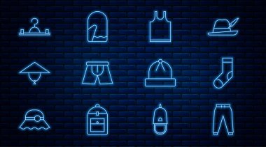 Çizgili spor pantolonları, çoraplar, kolsuz tişörtler, erkek iç çamaşırı, Asyalı konik şapka, elbise dolabı, Kış ve Noel eldiveni ikonu. Vektör