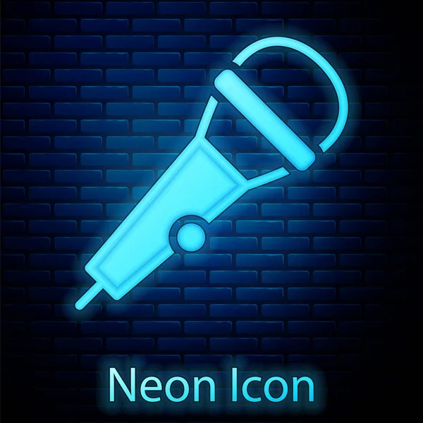 Gloeiende Neon Microfoon Pictogram Geïsoleerd Bakstenen Muur Achtergrond Radio Microfoon — Stockvector