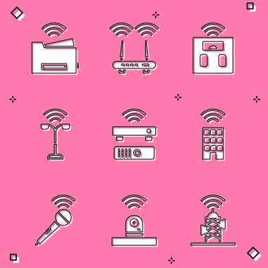 Akıllı yazıcı, Router ve wi-fi sinyali, banyo terazileri, sokak lambası, kablosuz televizyon alıcısı, kablosuz, mikrofon ve güvenlik kamerası ikonu olan ev. Vektör