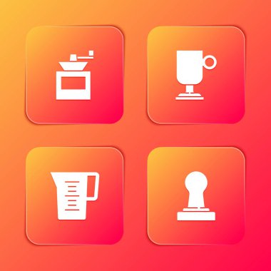 Elle kahve öğütücüsünü, İrlandalıyı, sürahi bardağını su ve kahve karıştırıcı ikonuyla ayarla. Vektör