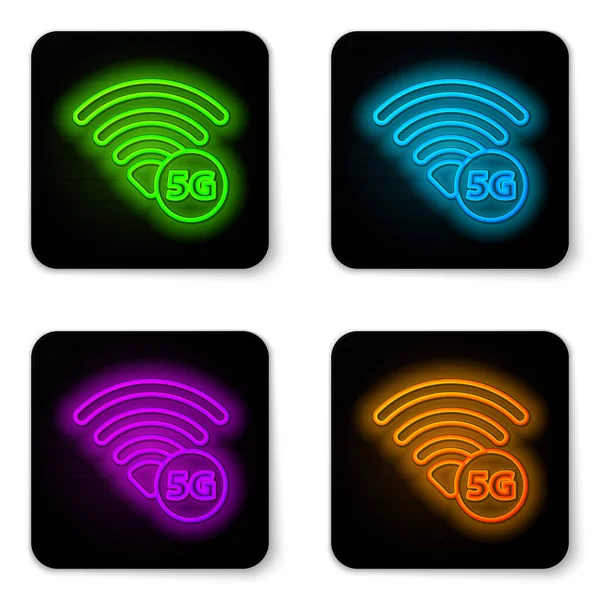 Світлова неонова лінія 5G новий бездротовий інтернет Wi-Fi значок з'єднання ізольовано на білому тлі. Глобальна мережа технології високошвидкісного з'єднання даних швидкості. Чорна квадратна кнопка. Векторні — стоковий вектор