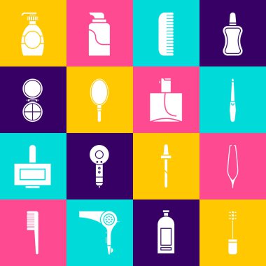 Maskara fırçası, kaş cımbızı, tırnak törpüsü, saç fırçası, el aynası, makyaj tozu, bir şişe sıvı sabun ve parfüm ikonu. Vektör