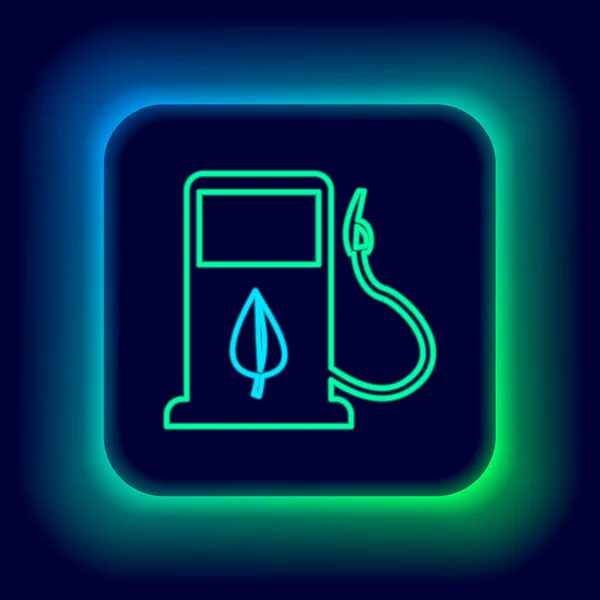 Ragyogó neon vonal Bio üzemanyag koncepció üzemanyagtöltő fúvóka és levél ikon elszigetelt fekete alapon. Benzinkút levelekkel. Öko-tankolás. Színes vázlat koncepció. Vektor — Stock Vector