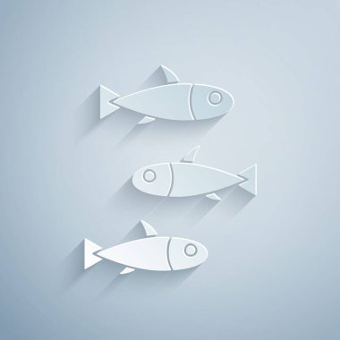 Kağıt kesiği Balıklar simgesi gri arkaplanda izole edildi. Kağıt sanatı tarzı. Vektör.