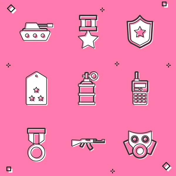 Set Military tank, reward medal, Police badge, rank, Hand smoke grenade, Walkie talkie, and Submachine gun icon. Vector — 图库矢量图片