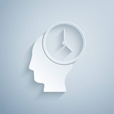 Kağıt kesiği Zaman yönetim simgesi gri arkaplanda izole edildi. Saat ve vites tabelası. Üretkenlik sembolü. Kağıt sanatı tarzı. Vektör.