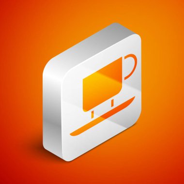 Turuncu arka planda izole edilmiş Isometric Kahve fincanı ikonu. Çay fincanı. Sıcak içecek kahvesi. Gümüş kare düğme. Vektör.