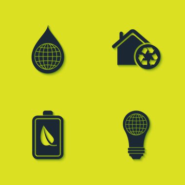 Dünya gezegenini su damlasına, dünya küresi ampulünü, eko doğa yaprağını ve bataryasını ve ev geri dönüşüm ikonunu yerleştirin. Vektör.